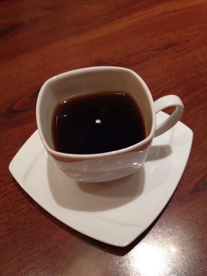 【コーヒーを入れる器(うつわ)】のあれこれ!・・・Vo.1 定食屋さんとおしゃれなカフェにて