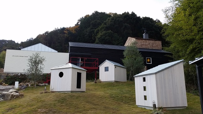 マヤビニックコーヒーが飲めるお店が、またひとつ!癒される森の中、おしゃれなインテリアとオーガニックに囲まれて!