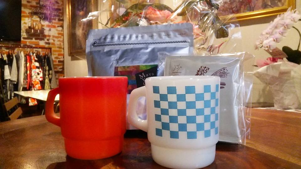 Fireking(ファイヤーキング)でマヤビニックコーヒーを!